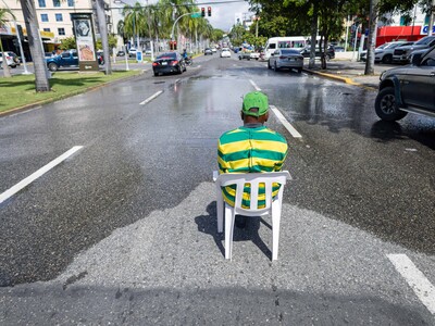 Malos olores toman tramo de la avenida Jiménez Moya