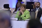 Michelle Bachelet llama a prepararse ante ocho rupturas que transforman el mundo