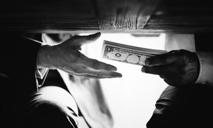La corrupci&oacute;n gubernamental, un problema reiterado