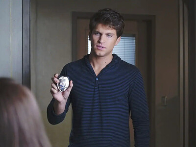 Actor de Pretty Little Liars es golpeado y asaltado a punta de pistola
