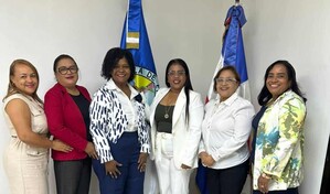 Dajab&oacute;n celebra a dos enfermeras de la primera cohorte doctoral del pa&iacute;s