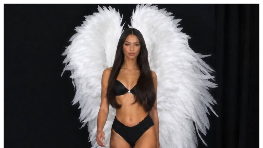 As&iacute; fue el desfile con el que Andre&iacute;na Mart&iacute;nez se acerca al triunfo en reality de Victoria&acute;s Secret