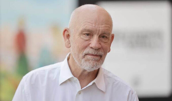 John Malkovich destaca la belleza y el misticismo de Isla de Pascua en su nueva pel&iacute;cula