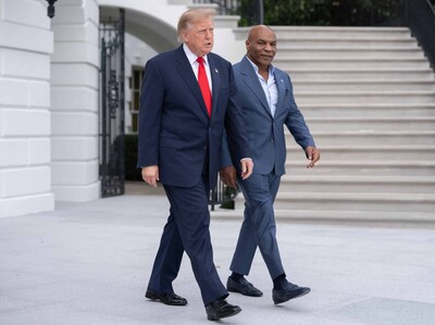 Mike Tyson aparece con Trump en la Casa Blanca