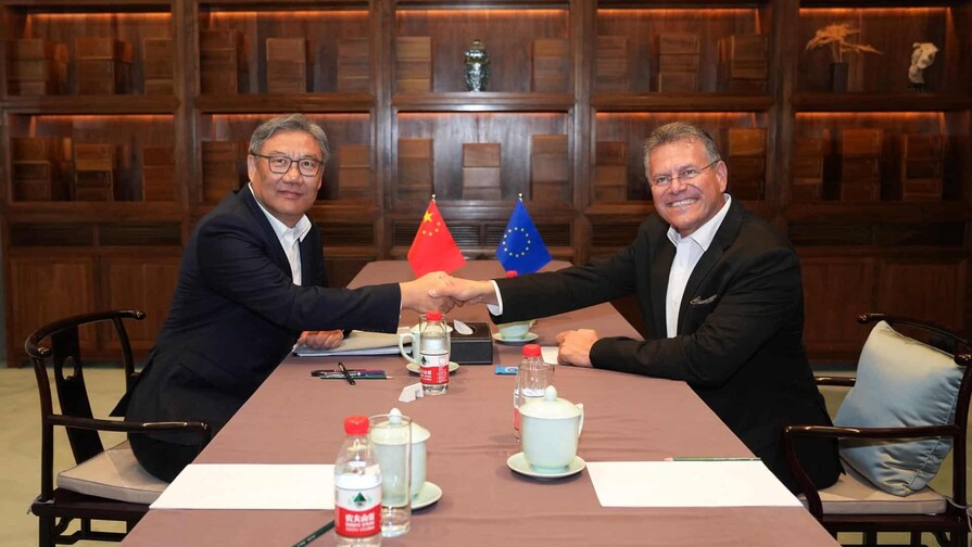 Radiografía del choque comercial: China y la UE miden sus fuerzas en Pekín Radiografía del choque comercial: China y la UE miden sus fuerzas en Pekín