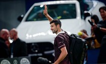 Un Djokovic agotado cae eliminado en su debut en el Masters 1000 de Shangh&aacute;i