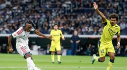 El Bar&ccedil;a suma y sigue, el Real Madrid gana con sufrimiento al Villarreal