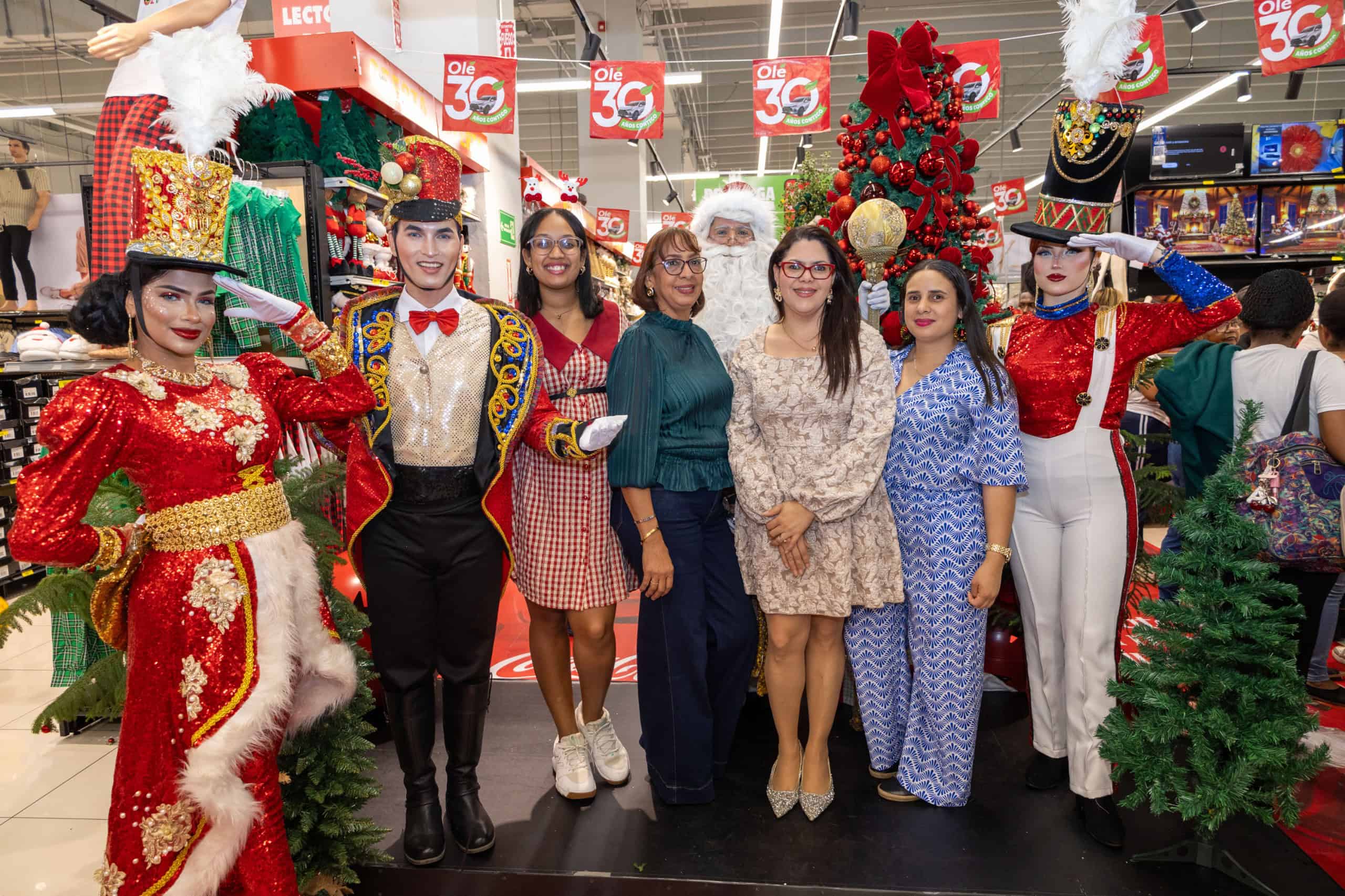 Erika Garc&iacute;a, Gina Espinal, Joeli Suriel y  Edilenia Aracena.