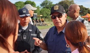 Presidente de Panam&aacute; visita zonas afectadas por terremoto de magnitud 7.7 y pide mantener la calma