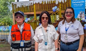 Alcald&iacute;a de Santiago estima que 600 perros han sido adoptados en ocho ferias