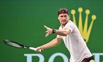 Zverev avanza a octavos en Shangh&aacute;i, Shelton cae eliminado