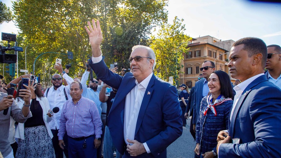 Abinader inaugura la Parada Dominicana en Roma y destaca los aportes de la diáspora Abinader inaugura la Parada Dominicana en Roma y destaca los aportes de la diáspora
