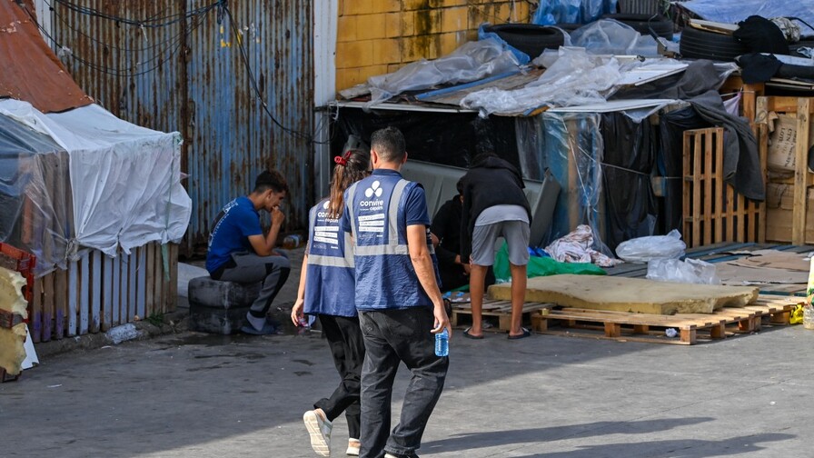 Desmantelan último campamento de migrantes de Ceuta antes de la visita del rey Felipe VI Desmantelan último campamento de migrantes de Ceuta antes de la visita del rey Felipe VI