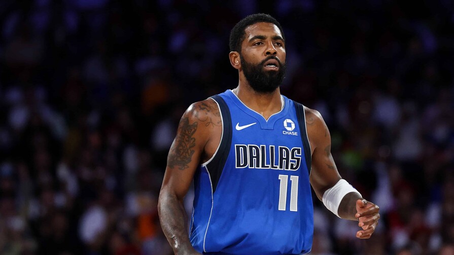 Kirie Irving lidera la anotaci&oacute;n de Dallas en Macao en su retorno a las pistas