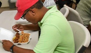 Abinader afirma en Roma que Gobierno distribuye m&aacute;s de 183,000 raciones de comida gratuitas al d&iacute;a
