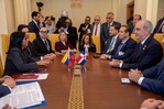 Abinader y Delcy Rodríguez conversan en Roma en medio del acercamiento entre RD y Venezuela