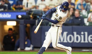 El pitcheo de Milwaukee neutraliza a los Dodgers y ganan el primero de la serie