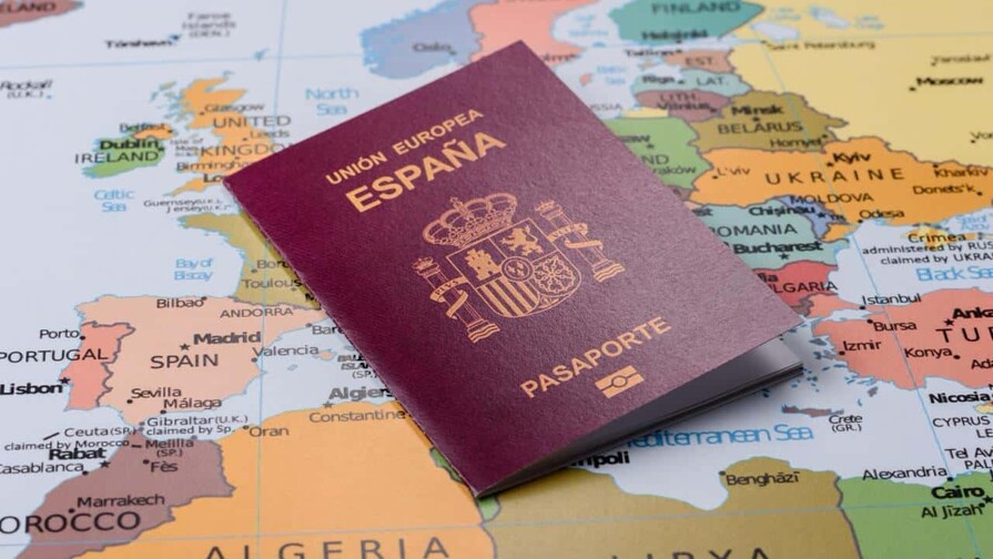 Supremo espa&ntilde;ol impide votar a nacionalizados por ley de nietos; dominicanos, entre afectados