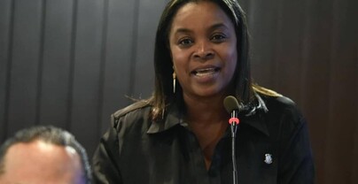 Diputada Millys Mart&iacute;nez relata c&oacute;mo comenz&oacute; el incidente en el que fue esposada