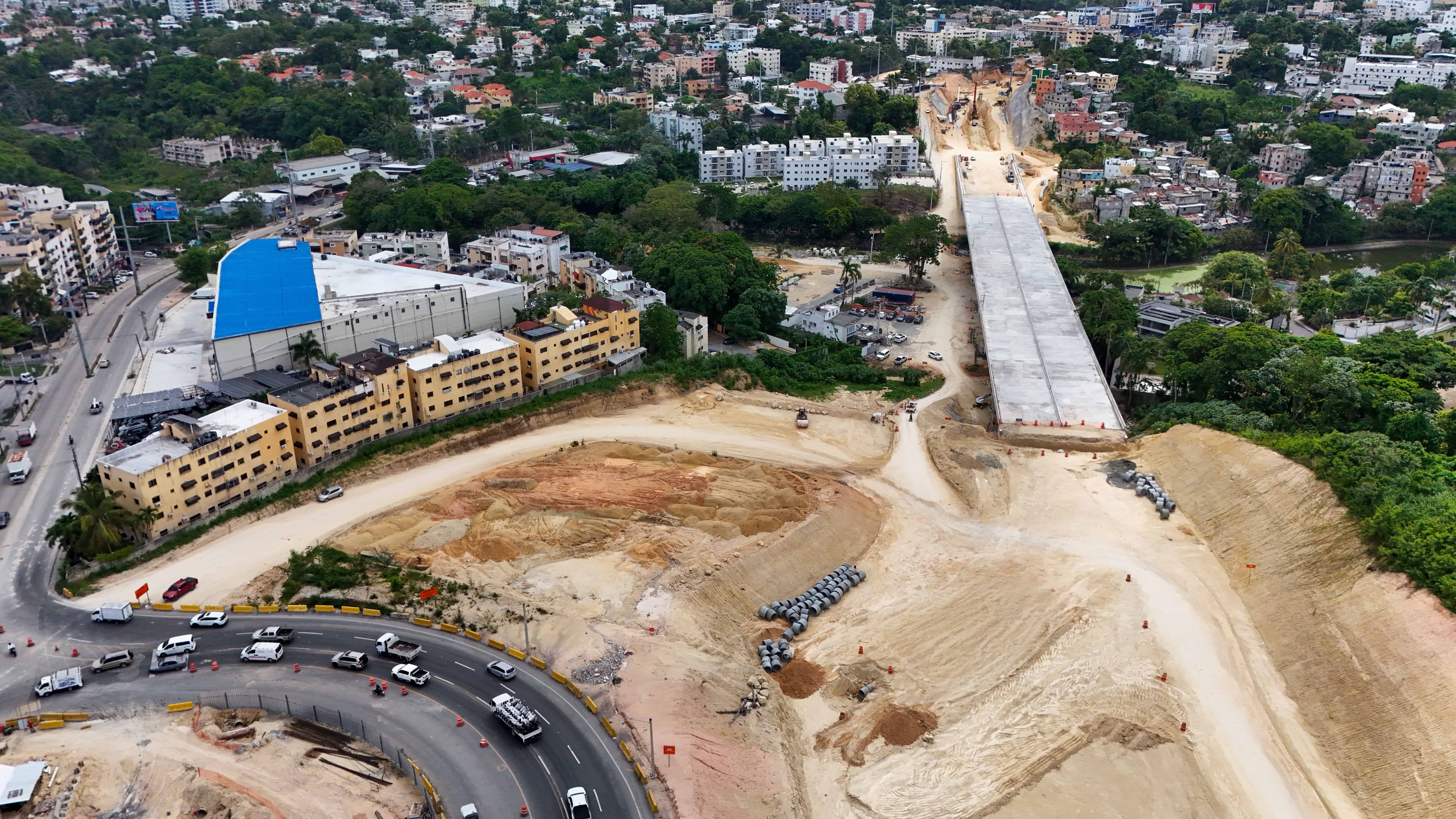 El puente sobre la ca&ntilde;ada Arroyo Hondo.