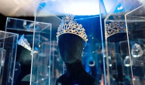 Puerto Rico celebra la historia de Miss Universo con una exposici&oacute;n de 18 coronas