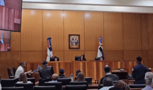 Ausencia de abogados y de testigos obliga aplazar juicio de joven acusado de matar mujer en Naco
