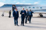 Presidente Abinader llega a Praga para participar en conferencia del Forum 2000