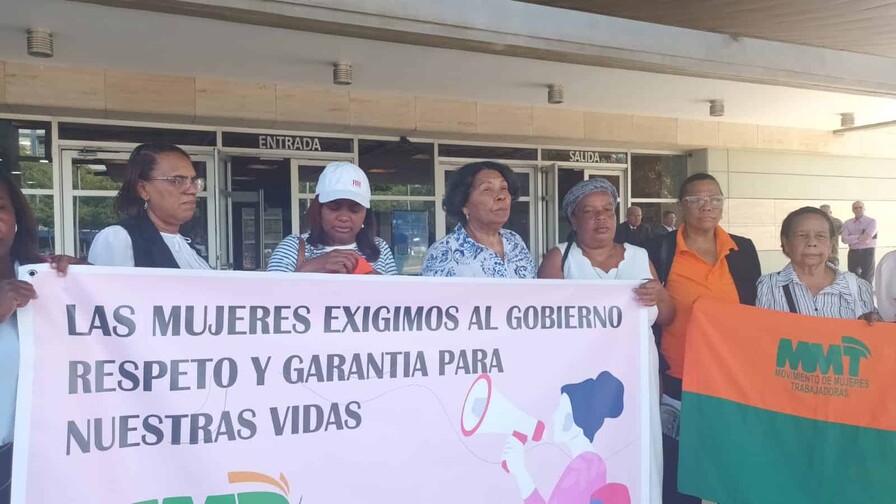 Tres organizaciones lideradas por mujeres exigen cese de muertes de j&oacute;venes por la Polic&iacute;a