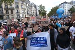 Incendios y daños en edificios públicos y saqueos en comercios sacuden Francia en protesta Incendios y daños en edificios públicos y saqueos en comercios sacuden Francia en protesta
