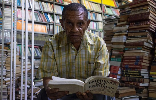 Alberto Pichardo: Yo comenc&eacute; vendiendo revistas y llegu&eacute; a tener una librer&iacute;a grand&iacute;sima"