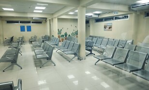 El paro m&eacute;dico dej&oacute; a pacientes sin consultas en hospitales del pa&iacute;s
