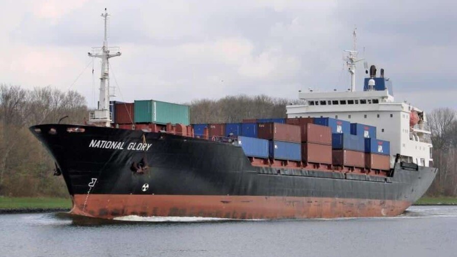 Hombres armados atacan un buque estadounidense en la bahía de Puerto Príncipe Hombres armados atacan un buque estadounidense en la bahía de Puerto Príncipe