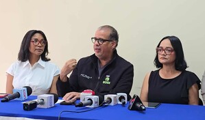 Onc&oacute;logos denuncian supuestas malas pr&aacute;cticas de Senasa; la ARS defiende sus protocolos