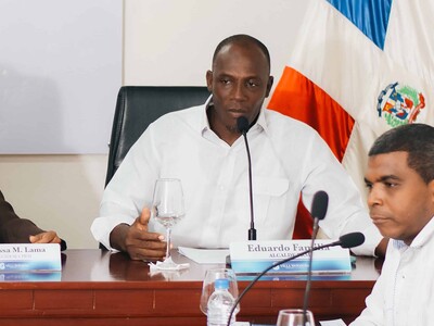 Tribunal ordena a alcalde de Villa Hermosa devolver aumento salarial