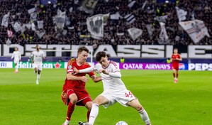 El Liverpool se pasea en Austria con exhibici&oacute;n de Barcola y gol de Ara&uacute;jo