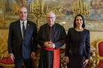 Abinader aborda con el secretario de Estado del vaticano las repercusiones de los conflictos