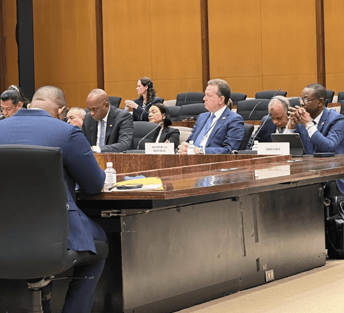 El canciller dominicano V&iacute;ctor -Ito- Bison&oacute; particip&oacute; en la reuni&oacute;n en representaci&oacute;n del Gobierno dominicano. 