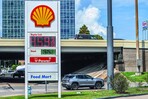 La gasolina acumula 158 días sobre los cuatro dólares en EE. UU.; el petróleo cierra al alza La gasolina acumula 158 días sobre los cuatro dólares en EE. UU.; el petróleo cierra al alza