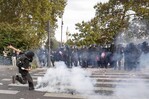 Primer ministro francés denuncia la violencia urbana de las protestas de liceos
