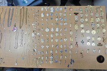 Roban prendas valoradas en RD$1.4 millones en joyer&iacute;a de Santiago