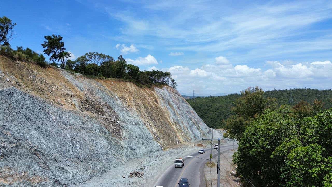 Tramo en ampliación de la carretera.