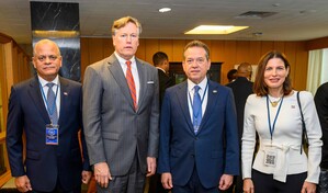 Canciller Bison&oacute; propone impulsar inversi&oacute;n, proyectos y seguridad entre EE. UU. y el Caribe