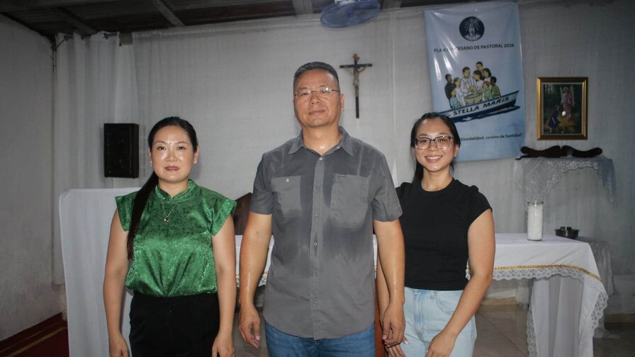 La Cámara de Comercio de Fujian realiza donación en San Antonio de Guerra La Cámara de Comercio de Fujian realiza donación en San Antonio de Guerra