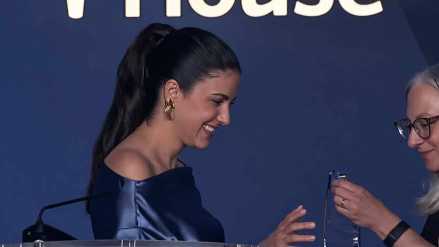 La disidente cubana Rosa María Payá, recibe el premio por su lucha por la libertad La disidente cubana Rosa María Payá, recibe el premio por su lucha por la libertad