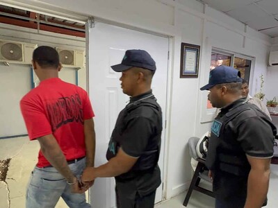 Joven vinculado a asalto a regidor en Villa González se entrega
