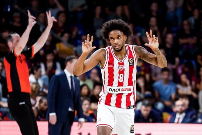 Montero y el Olympiacos tumban a un Barça desafiante en la Euroliga Montero y el Olympiacos tumban a un Barça desafiante en la Euroliga
