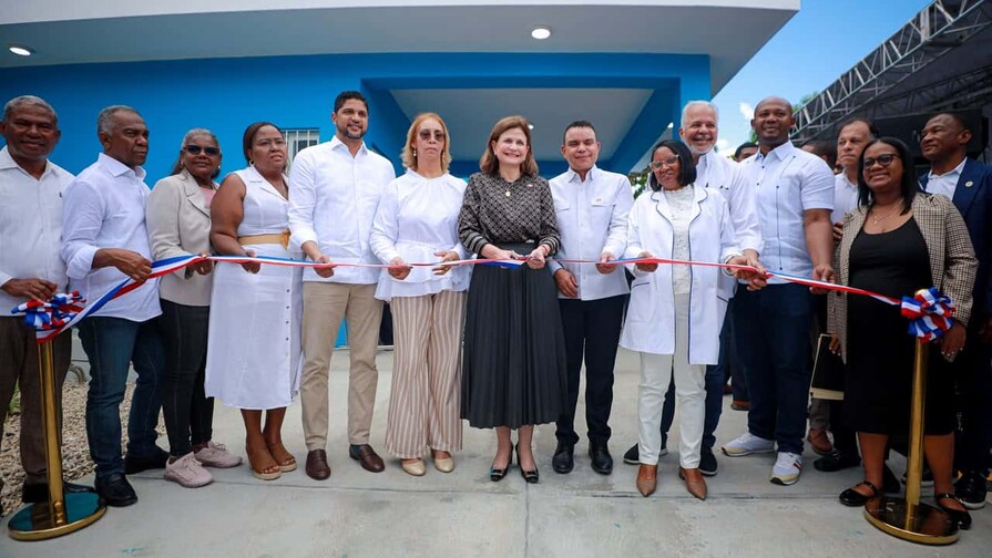 Raquel Peña entrega centro de salud en Haina y da primer picazo para ampliación de hospital en San Cristóbal Raquel Peña entrega centro de salud en Haina y da primer picazo para ampliación de hospital en San Cristóbal