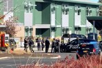 Mueren tres niños y un profesor en tiroteo en escuela de Oregon, en EE. UU. Mueren tres niños y un profesor en tiroteo en escuela de Oregon, en EE. UU.