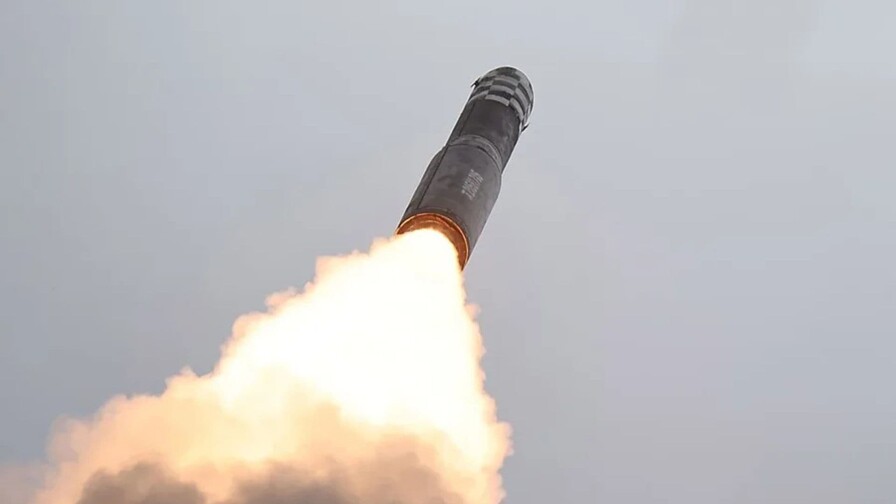 Corea del Norte prueba nuevo torpedo con inteligencia artificial Corea del Norte prueba nuevo torpedo con inteligencia artificial