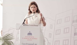 El Gobierno entrega 836 apartamentos y una escuela primaria en Ciudad Juan Bosch